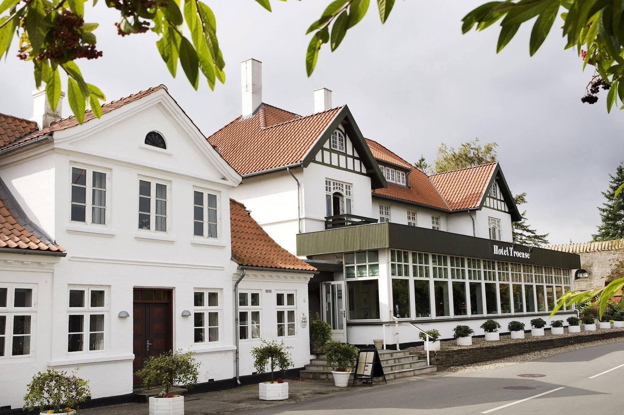 Hotel Troense Vindeby  Exterior photo