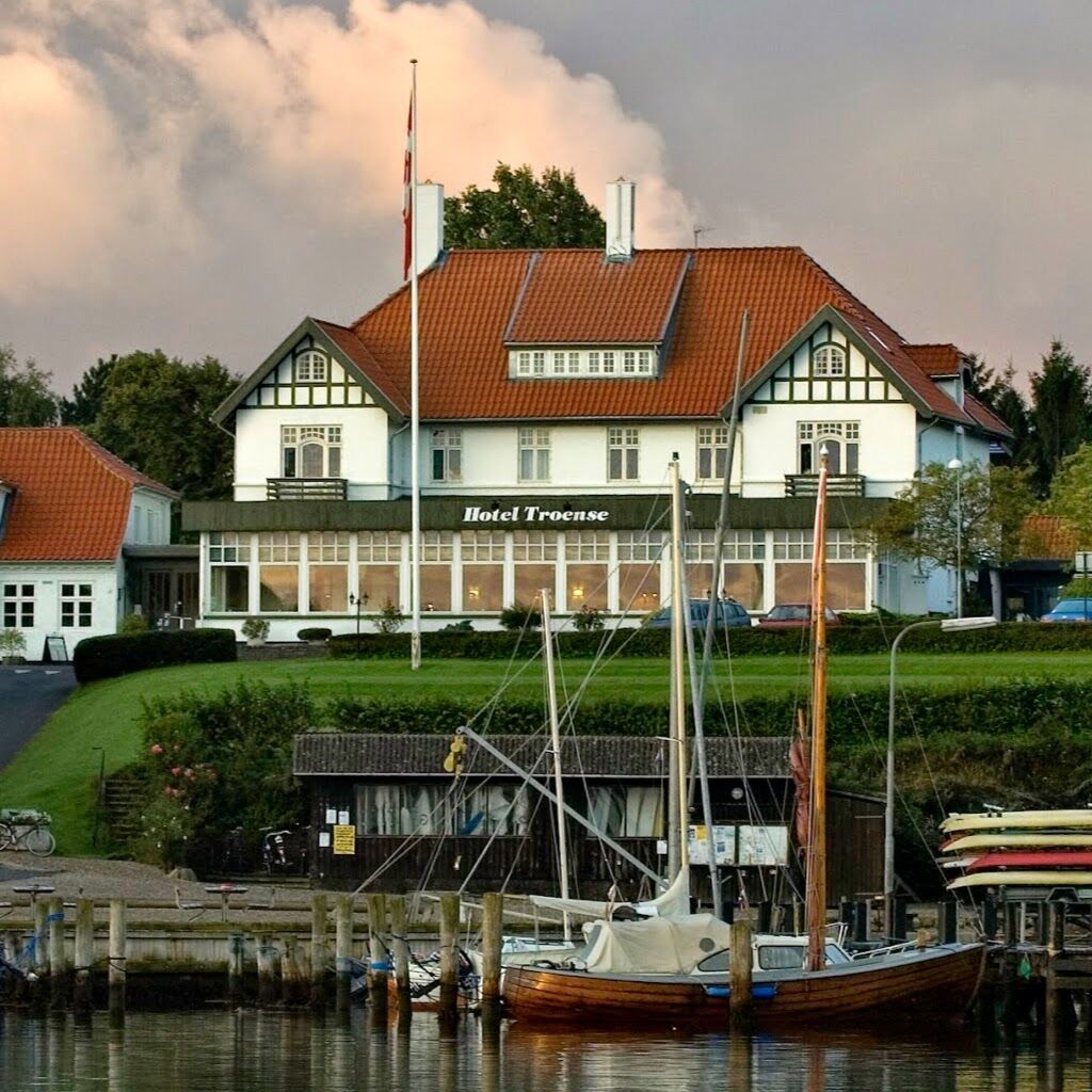 Hotel Troense Vindeby  Exterior photo